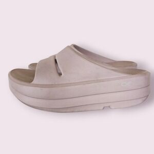 OOFOS Stardust Oomega Ooahh Platformed Feet Friendly Comfy Sandals sz 7